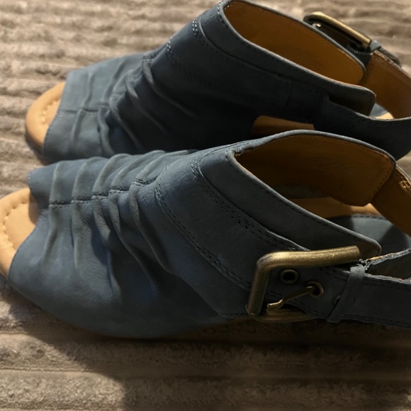 New Earth Leather Coriander Moroccan Blue  Suede Wedge Ankle Strap Sandal Size 9 - Picture 6 of 8